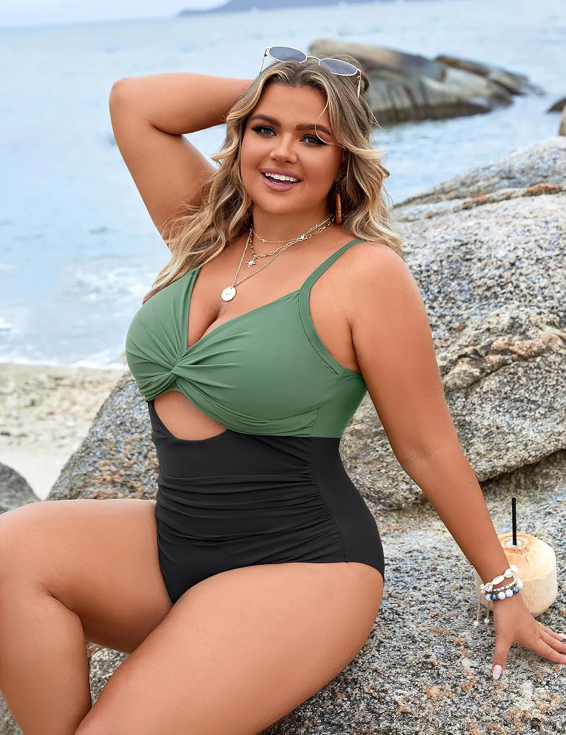 Blooming Jelly Womens Plus Size Bathing Suit Tummy Control One Piece Swimsuit Twist Front Ruched Swimwear