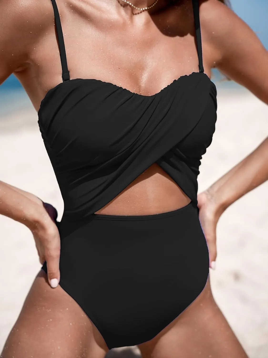 CUPSHE Women's One Piece Swimsuit Sweetheart Neck Adjustable Removable Straps Bathing Suit Front Cutout Swimwear