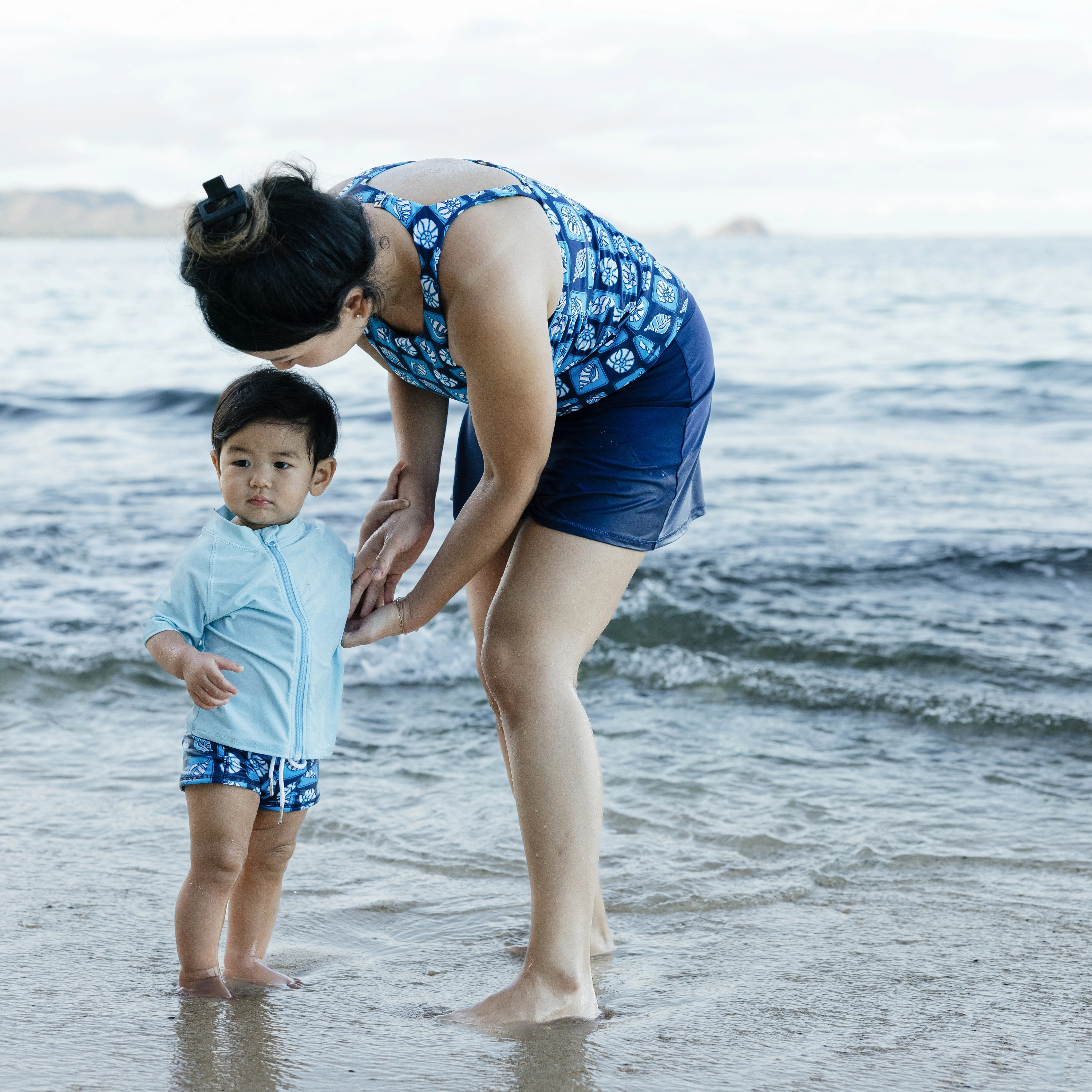 Kids Short Sleeve Zipper Rash Guard Swim Shirt | Dream Blue"