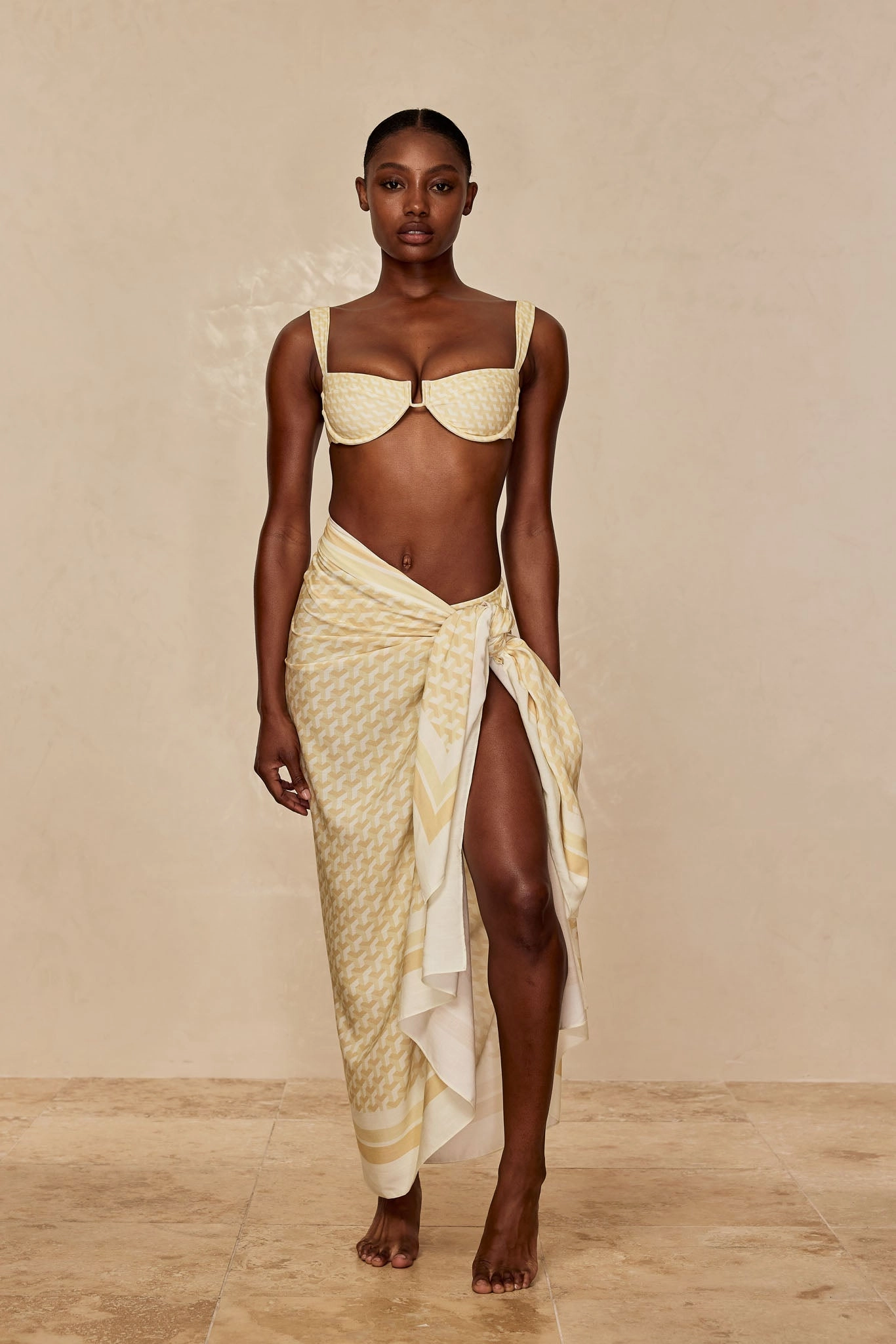 Marina Piccola Sarong - Ivory Geo