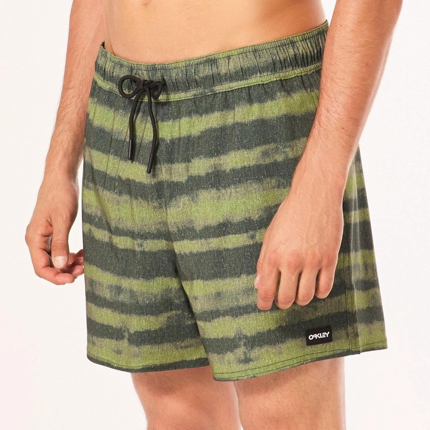Oakley Men's Blur Stripes Recycled 16" Beachshort