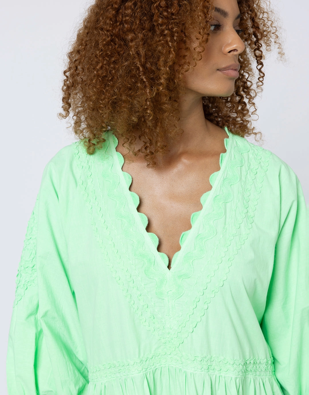 Poplin V-Neck Loose Maxi Dress with Ric-Rac - Apple