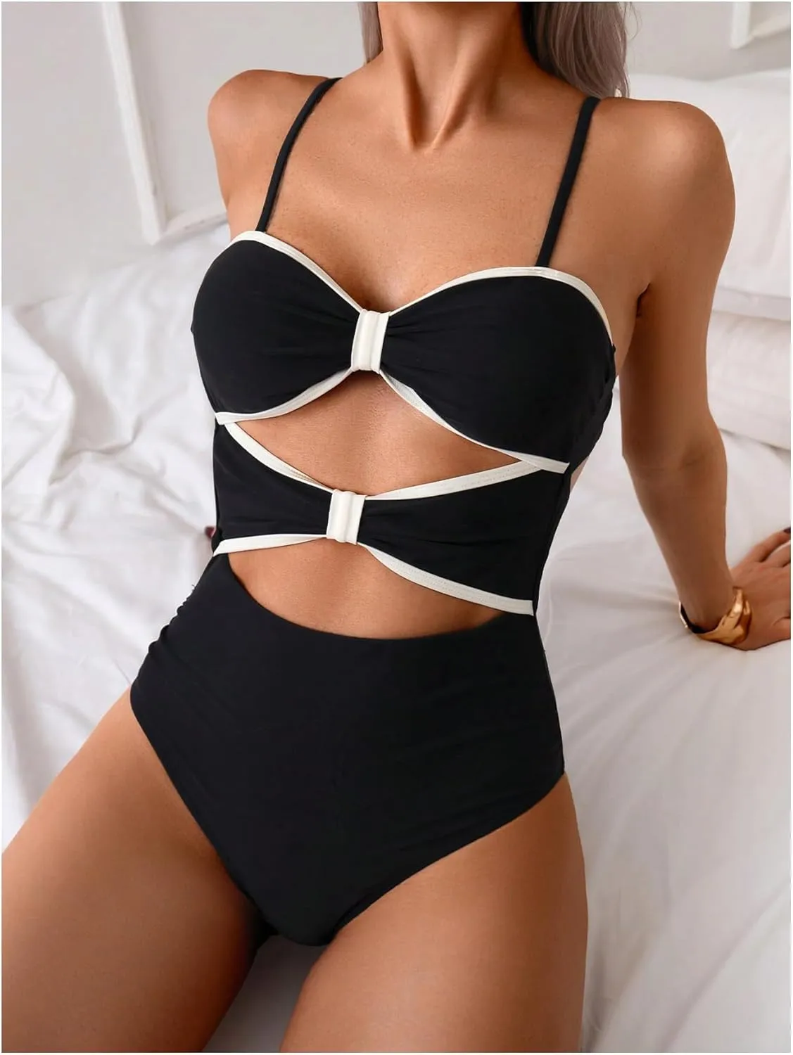 Verdusa Women's Cut Out Colorblock One Piece Swimsuit Tie Back Swimwear Bathing Suit