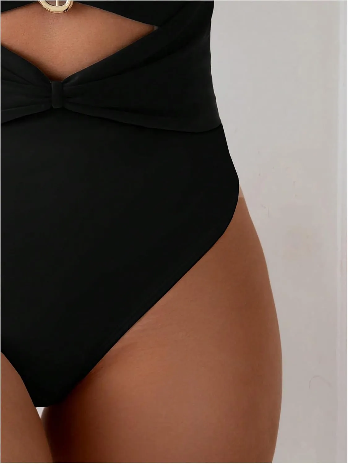Verdusa Women's Cut Out One Piece Swimsuit Backless Halter Bathing Suit