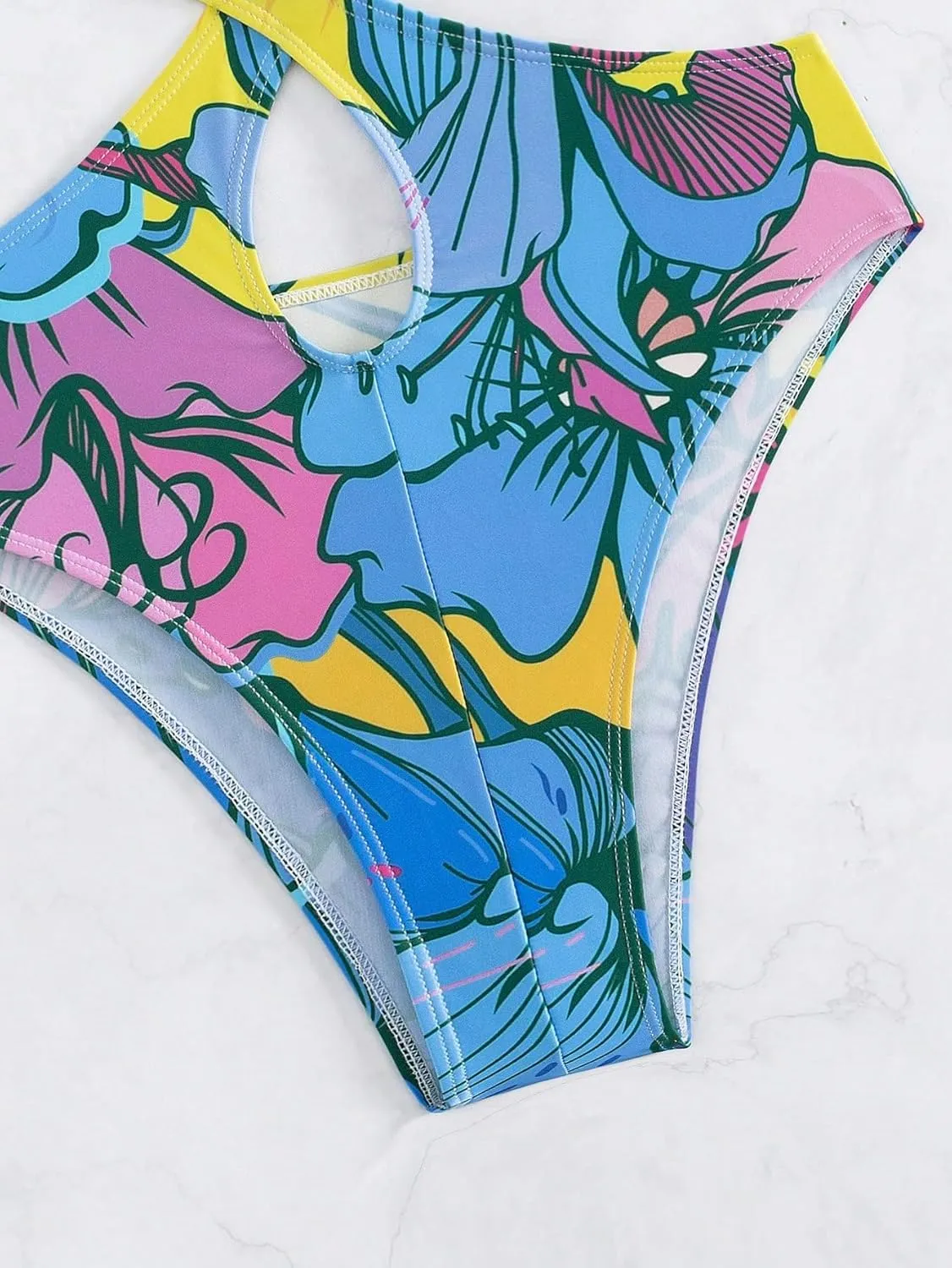 WDIRARA Women's Strapless Cut Out One Piece Swimsuit Tropical Print High Cut Swimsuit