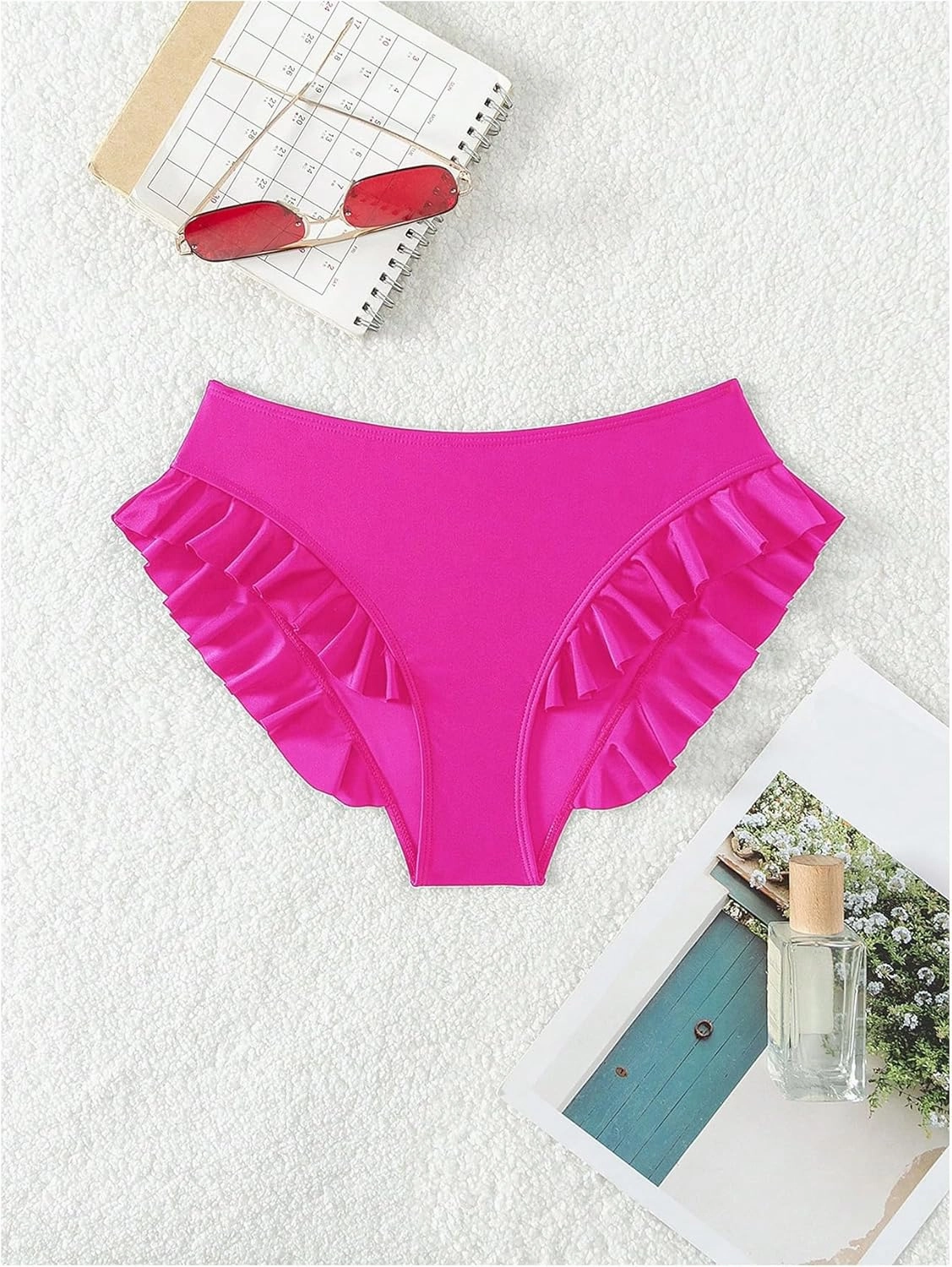 WDIRARA Women's Ruffle Bikini Bottoms High Waist Full Coverage Swim Briefs Bathing Suit Beachwear